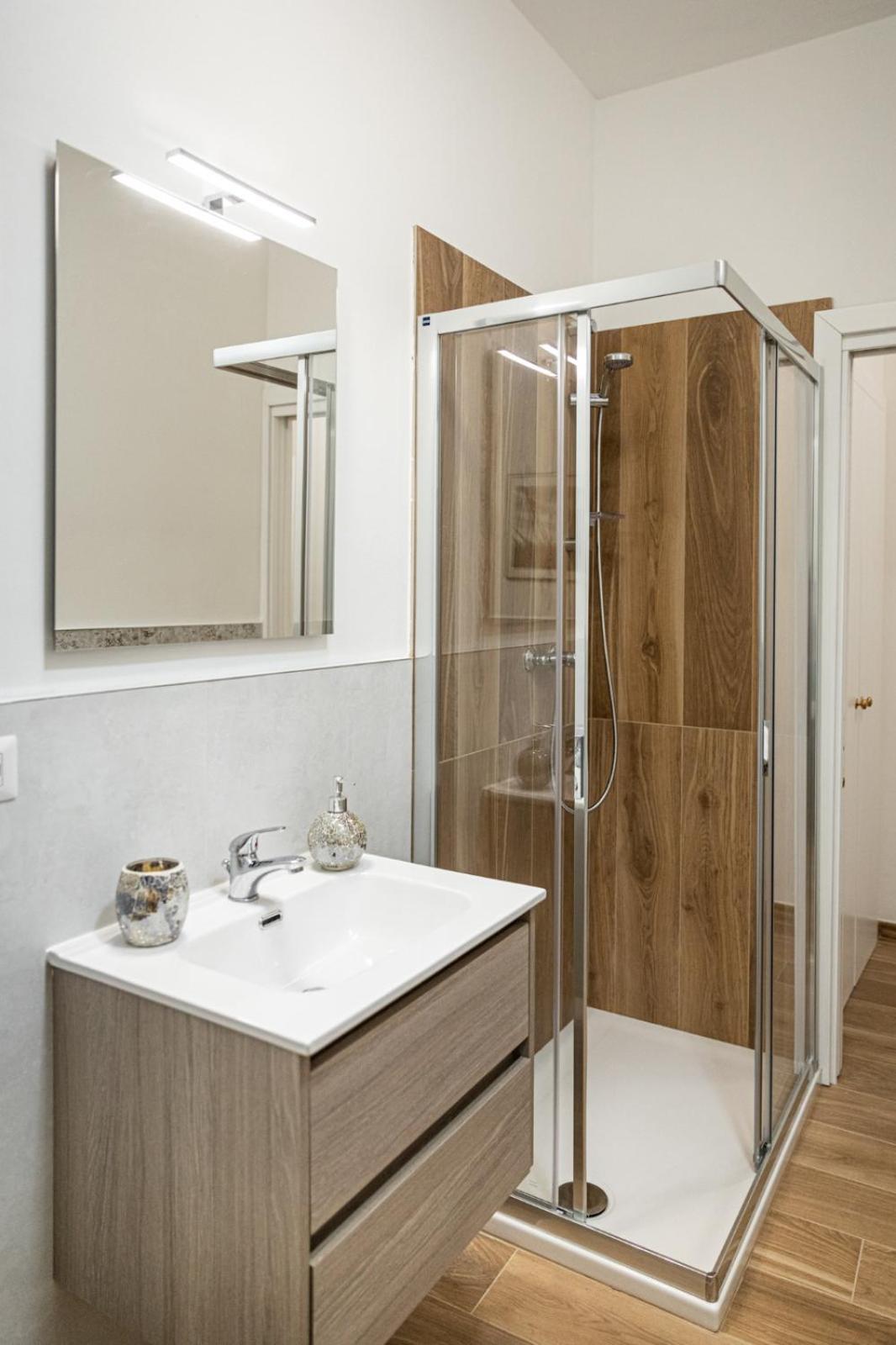 La Casa Del Pittore Squillantini Suite 斯蒂亚 外观 照片